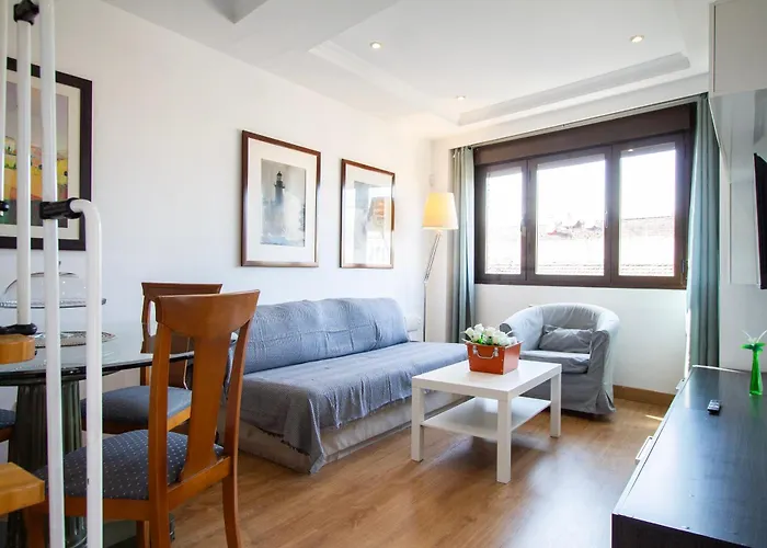 Apartamentos Adelfas