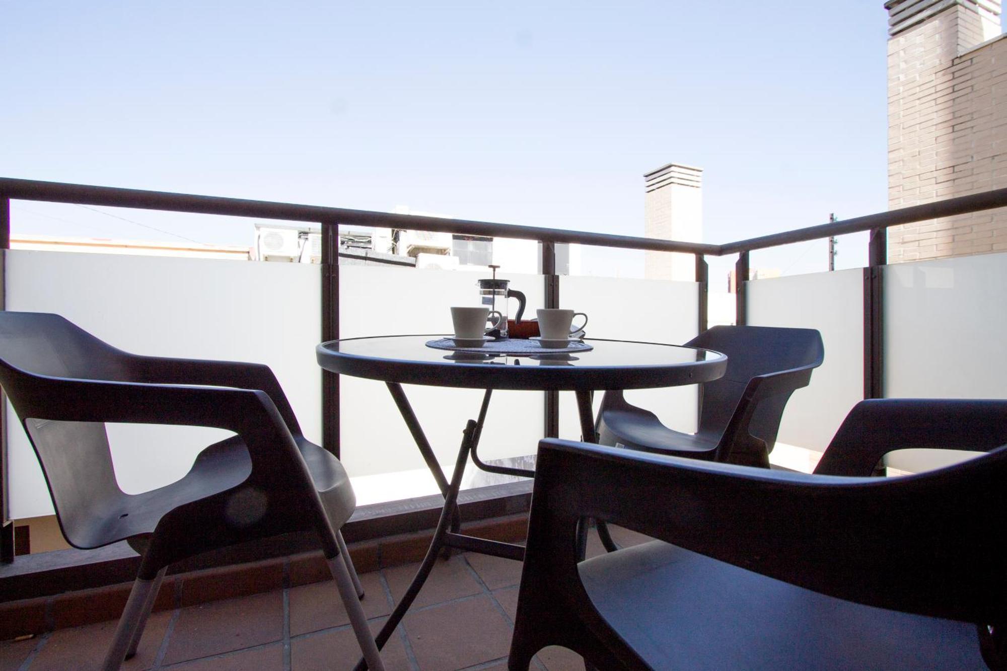 Adelfas Appartement *